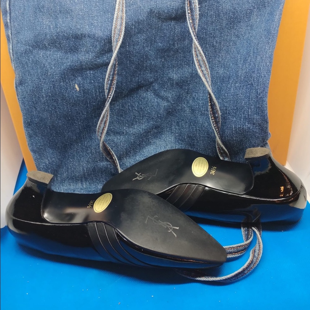 Yves Saint Laurent Blackβ Leather Pumps 34.5EU/4.5US - Picture 9 of 9